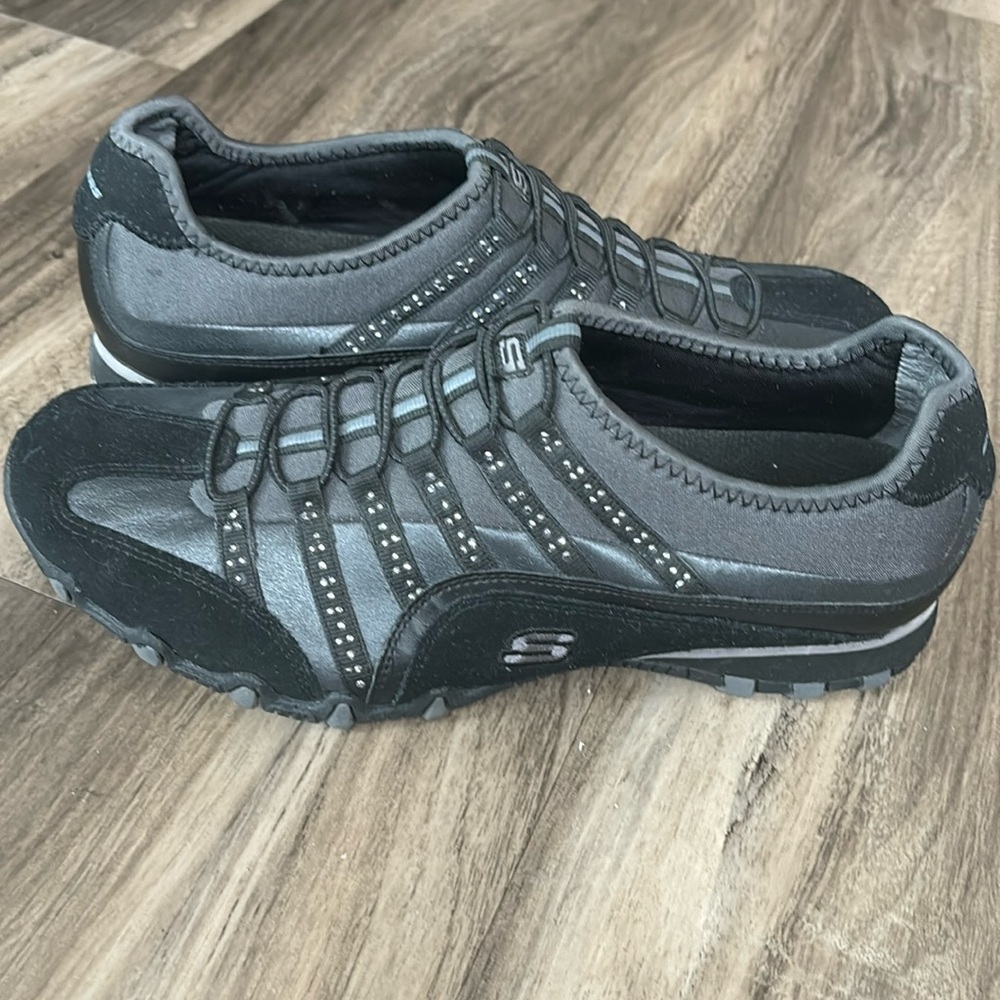 Skechers Black Slip-On Athletic Shoe-  US Size 10 (style # 21441)